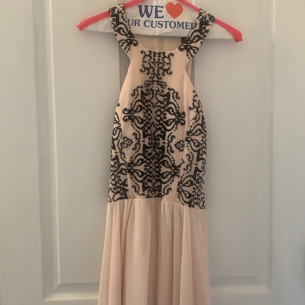 Junior’s Speechless Formal Cream Dress
